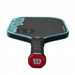 Wilson Tempo 16 pickleball bat